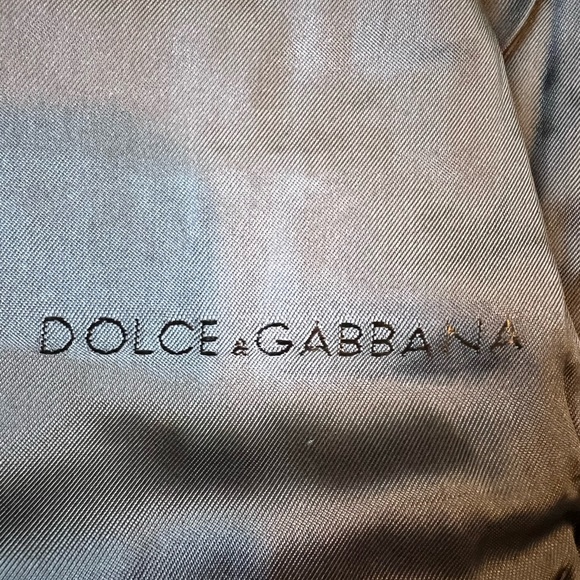 EUC authentic Dolce & Gabbana midi corduroy skirt with a silk lining. - Picture 10 of 12